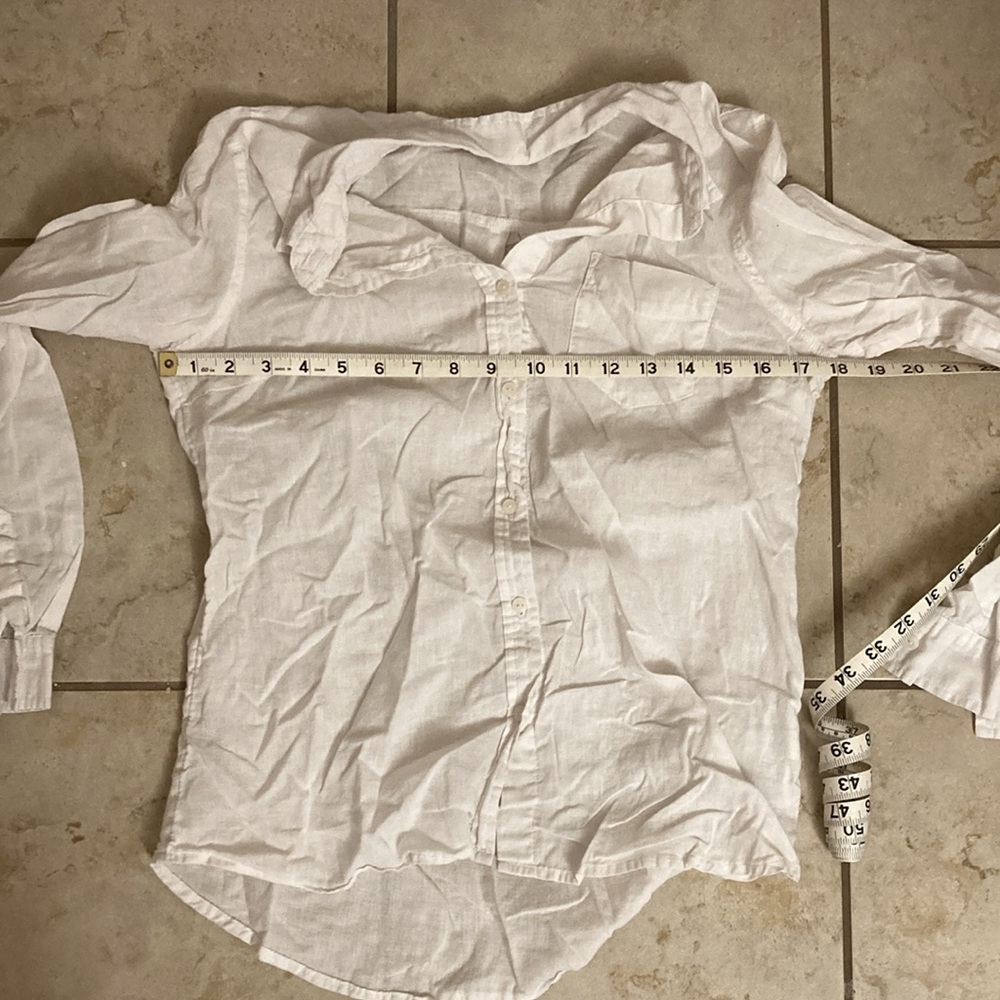 Old Navy Basic White Button Down Shirt - image 6